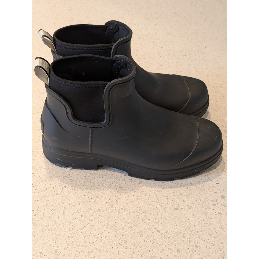 UGG Women's Size 9 Droplet Waterproof Rain Ankle Boots Black